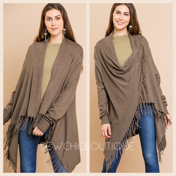 Softest Shawl Sweater w/Buttons & Fringe Hem - Picture 1 of 8